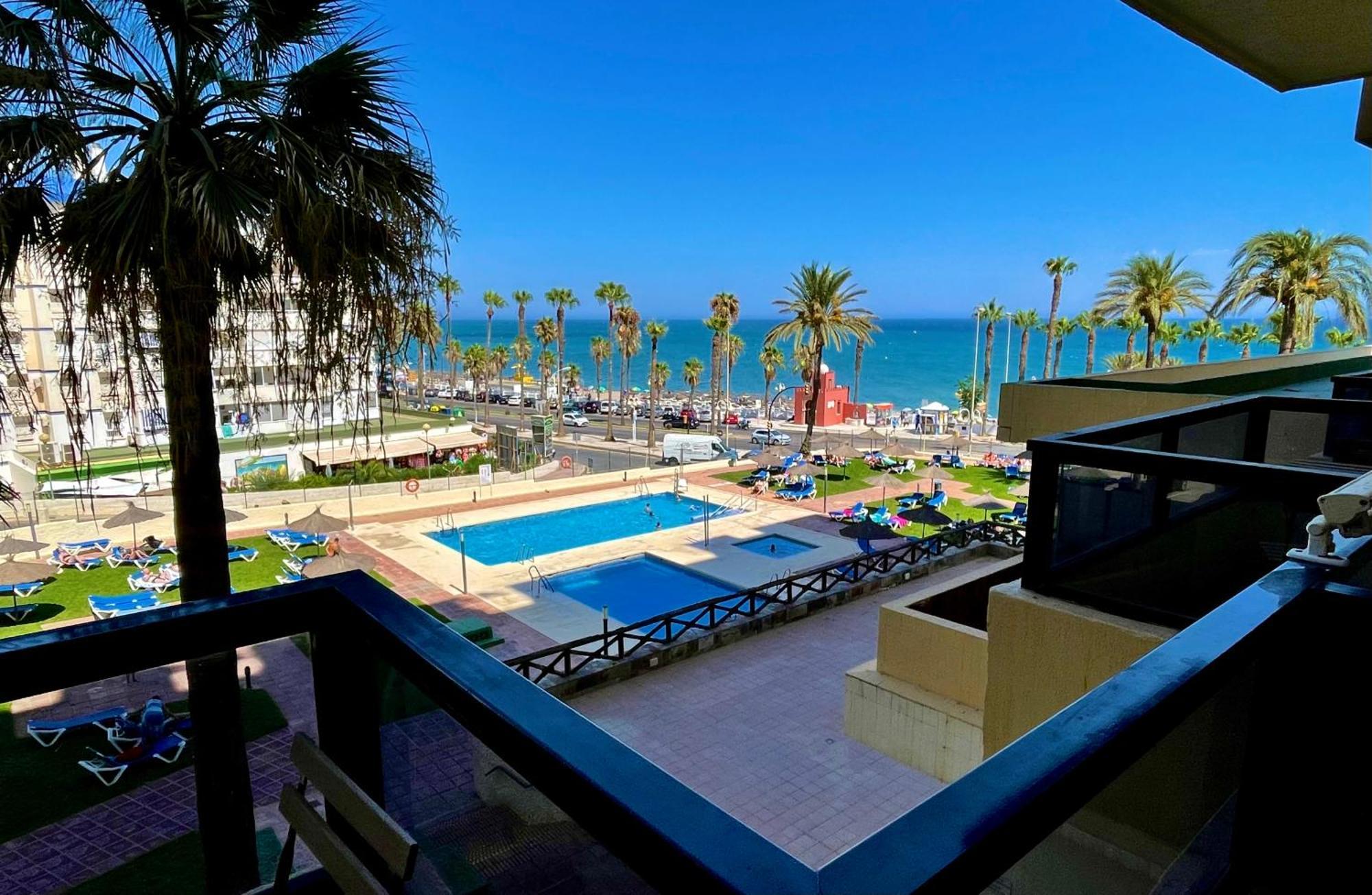 Aloha Playa Vistas Al Mar Apartment Benalmádena Exterior foto